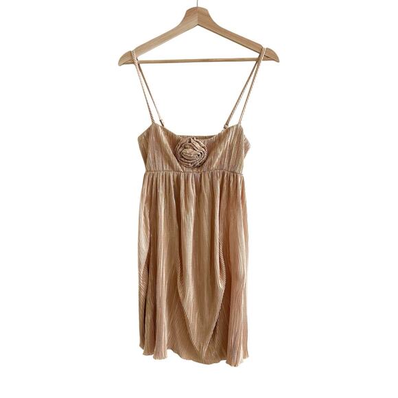 Show Me Your Mumu GNO Mini Dress Gold Pleated S - Picture 4 of 7